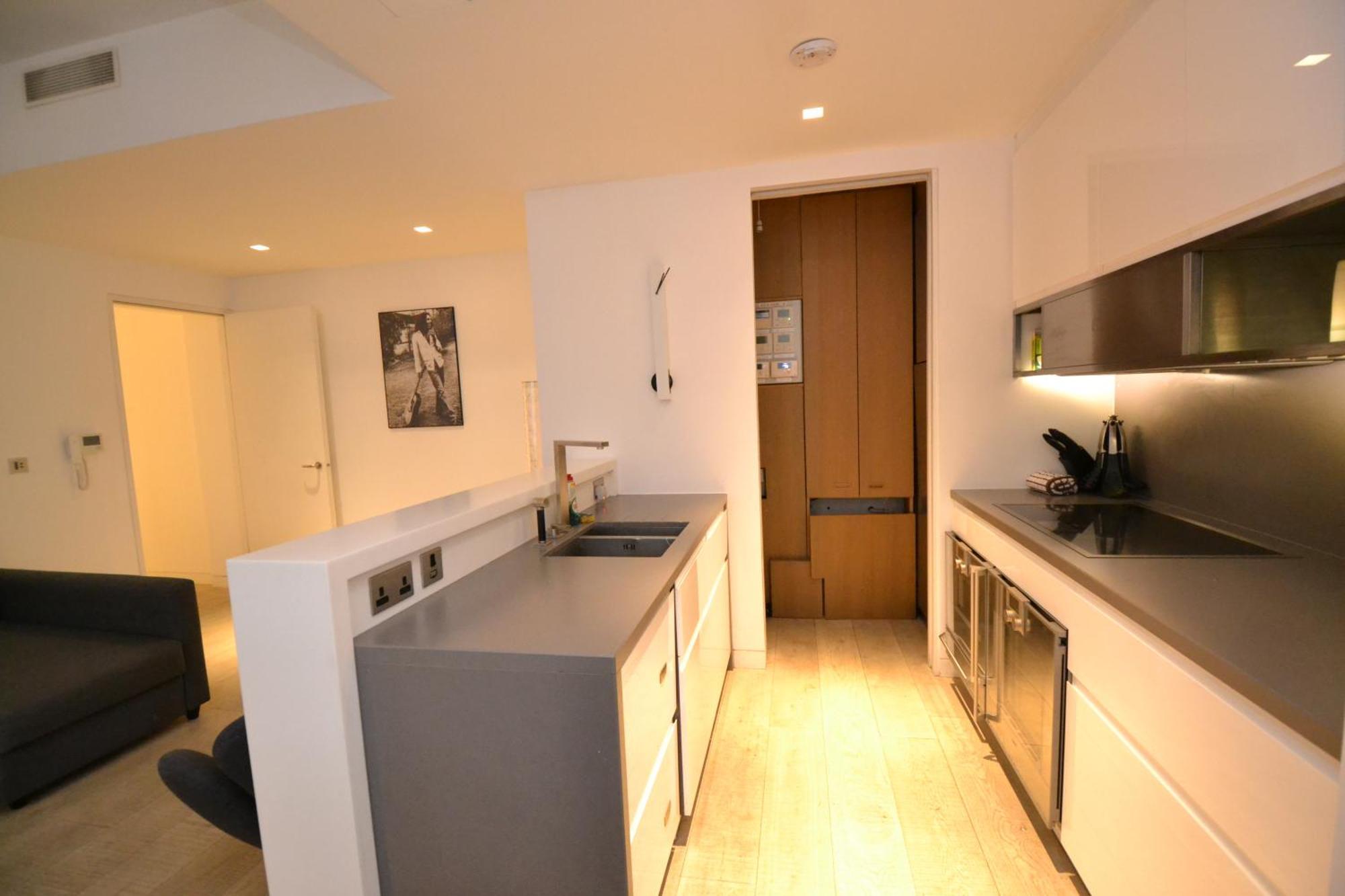 Modern 2 Bedroom Apartment, Oxford Street 伦敦 外观 照片